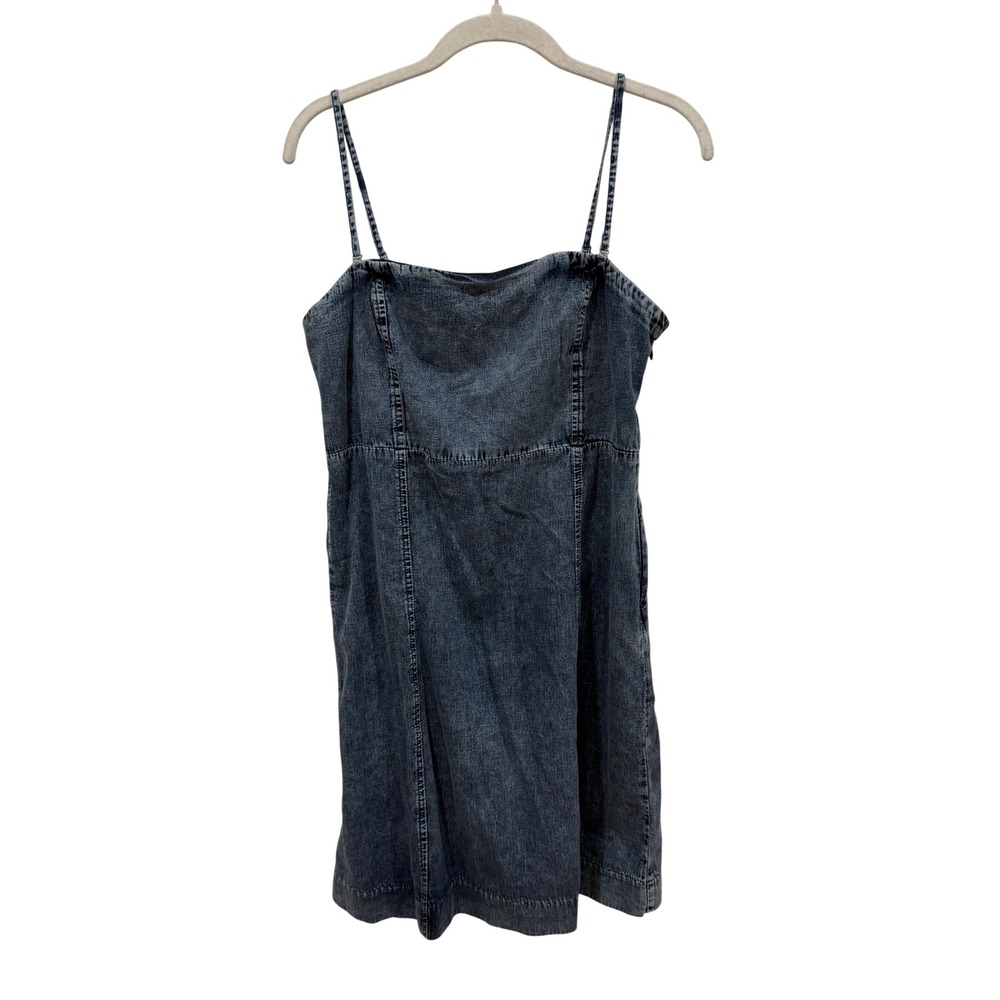 Gap Ultrasoft Denim A-Line Mini Dress Light Wash‎ Blue Smocked Back 777400-00-1